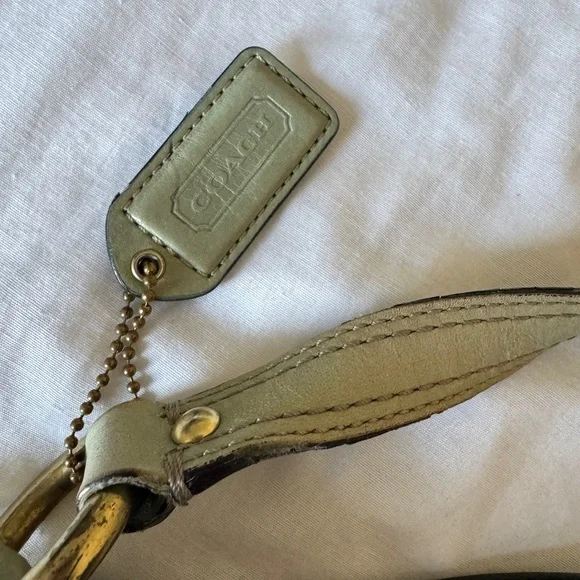 Coach Vintage Carly Hobo Bag Mint Light Blue Teal Leather Bag - Picture 6 of 14